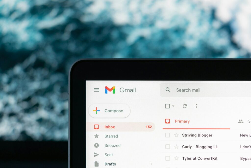 how to create an email group in gmail